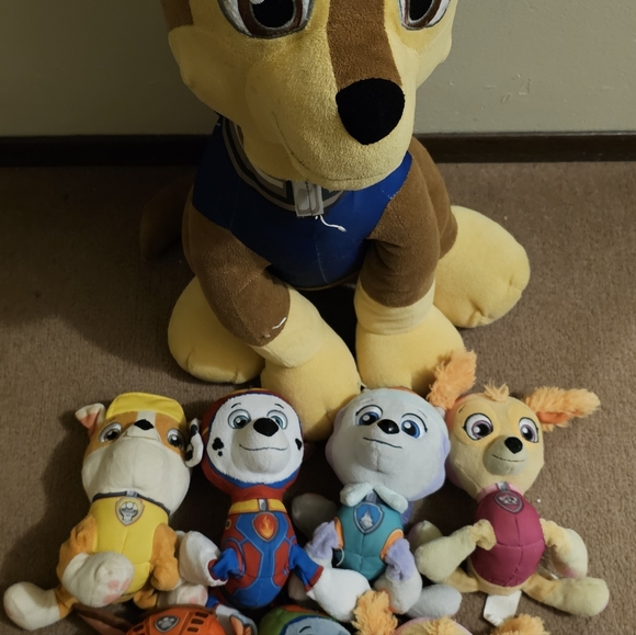 Paw Patrol set of 8 stuffed animals and 2 TY beanies - Picture 2 of 6